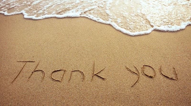 lời cám ơn viết trên bãi biển