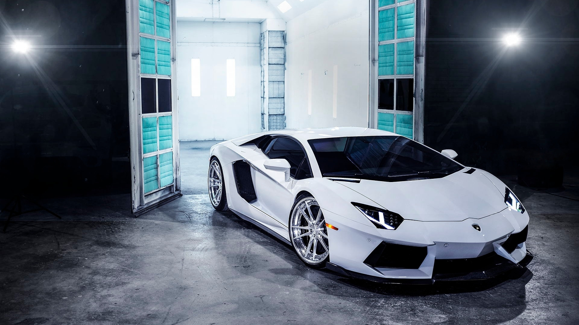 hình nền lamborghini đẹp màu trắng