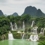 Núi non hùng vĩ quê hương việt nam