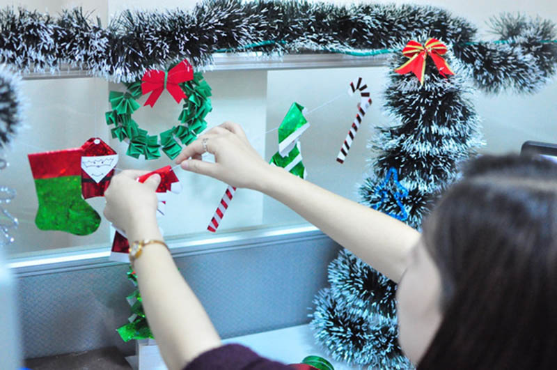 tự tay trâng trí giáng sinh đẹp nhất
