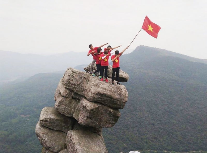 Hình ảnh lá cờ Việt Nam tuyệt đẹp  Ảnh Avatar đẹp