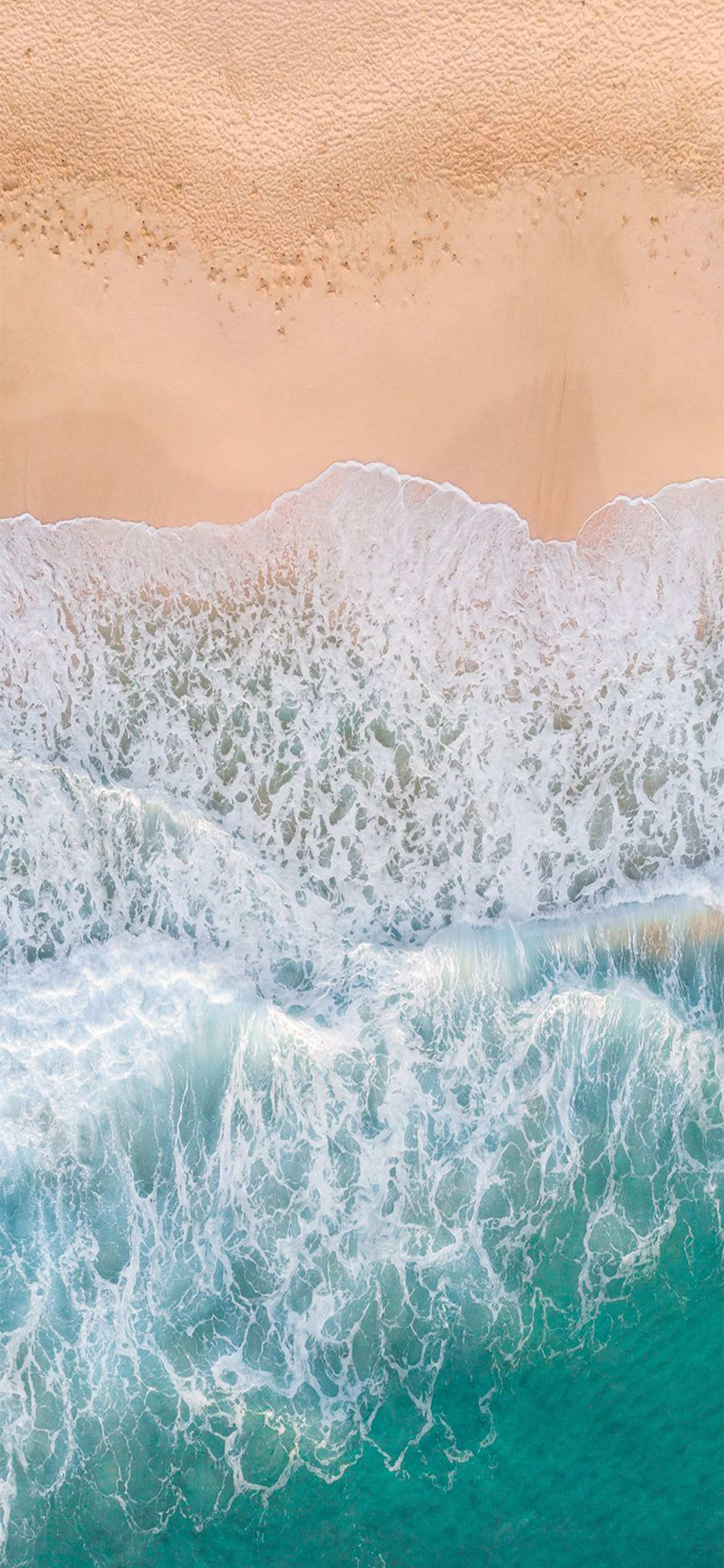 Hãy chiêm ngưỡng những bức ảnh hình nền biển đẹp tuyệt vời trong những ngày hè oi bức. Với những gợn sóng êm đềm, màu nắng vàng ấm áp, bạn sẽ thấy như mình đang thực sự ngồi trên bãi biển ngoài đời thực.