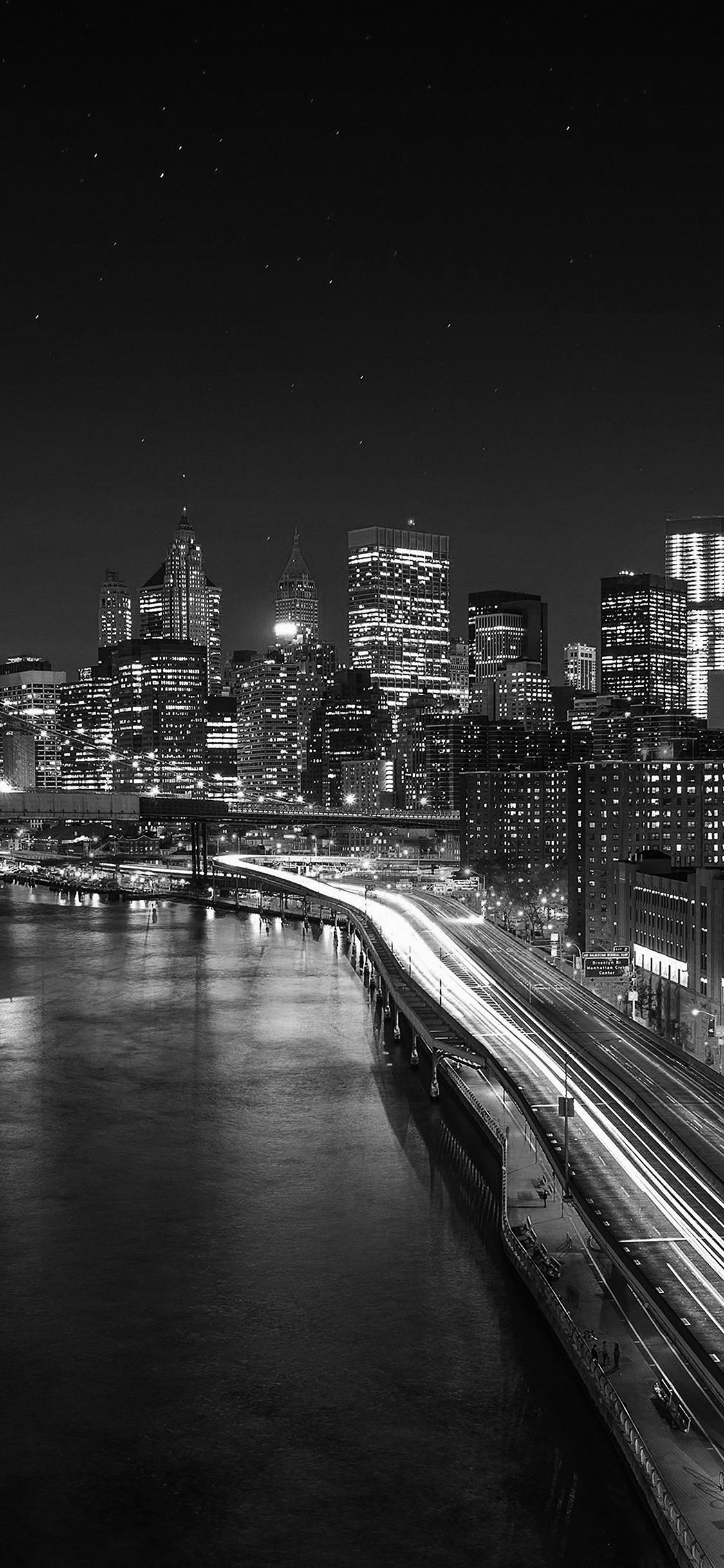 Thành phố đêm, hình ảnh đen trắng: Những hình ảnh đen trắng của thành phố đêm sẽ khiến bạn liên tưởng đến những giấc mơ lãng mạn đầy cảm xúc. Hãy đắm mình vào những hình ảnh về thành phố đêm yên tĩnh và đầy lãng mạn này, đồng hành cùng những giấc mơ của bạn.