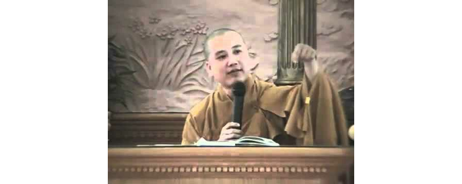 Cành hoa trong nước - ĐĐ. Thích Pháp Hòa