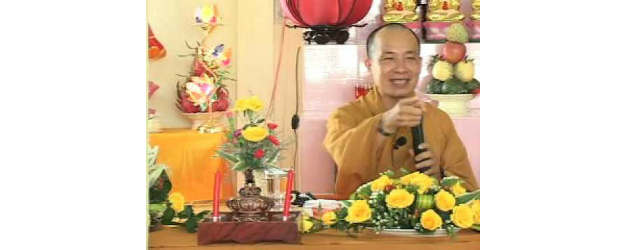 Đêm Tụng Kinh Pháp Hoa Ngày Thấy Hoa Sen Nở - Thích Trí Huệ