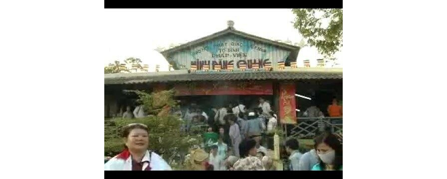 Hành hương làm phước – thầy Thích Nhật Từ
