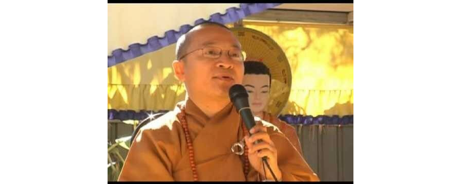 Hoa nở vườn tâm – Thích Nhật Từ