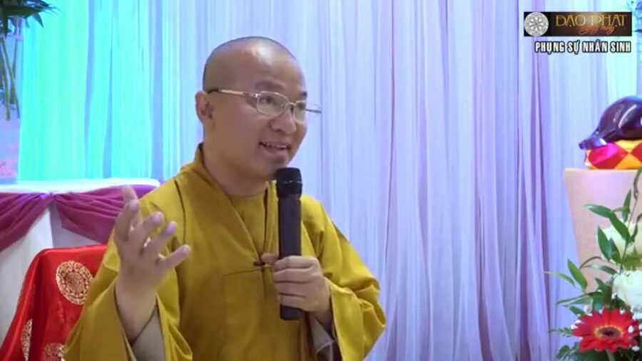 Phụng sự nhân sinh - Thích Nhật Từ