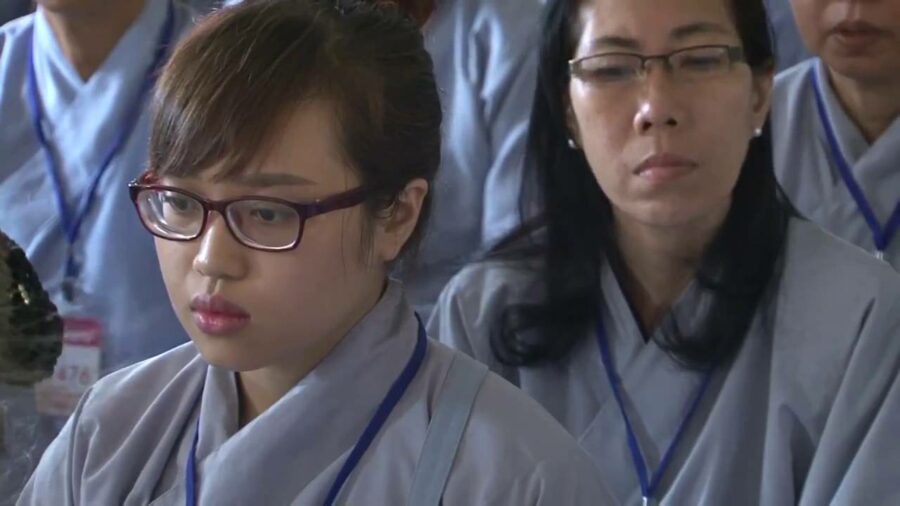 Sự Hi Sinh Thầm Lặng – Thích Viên Trí